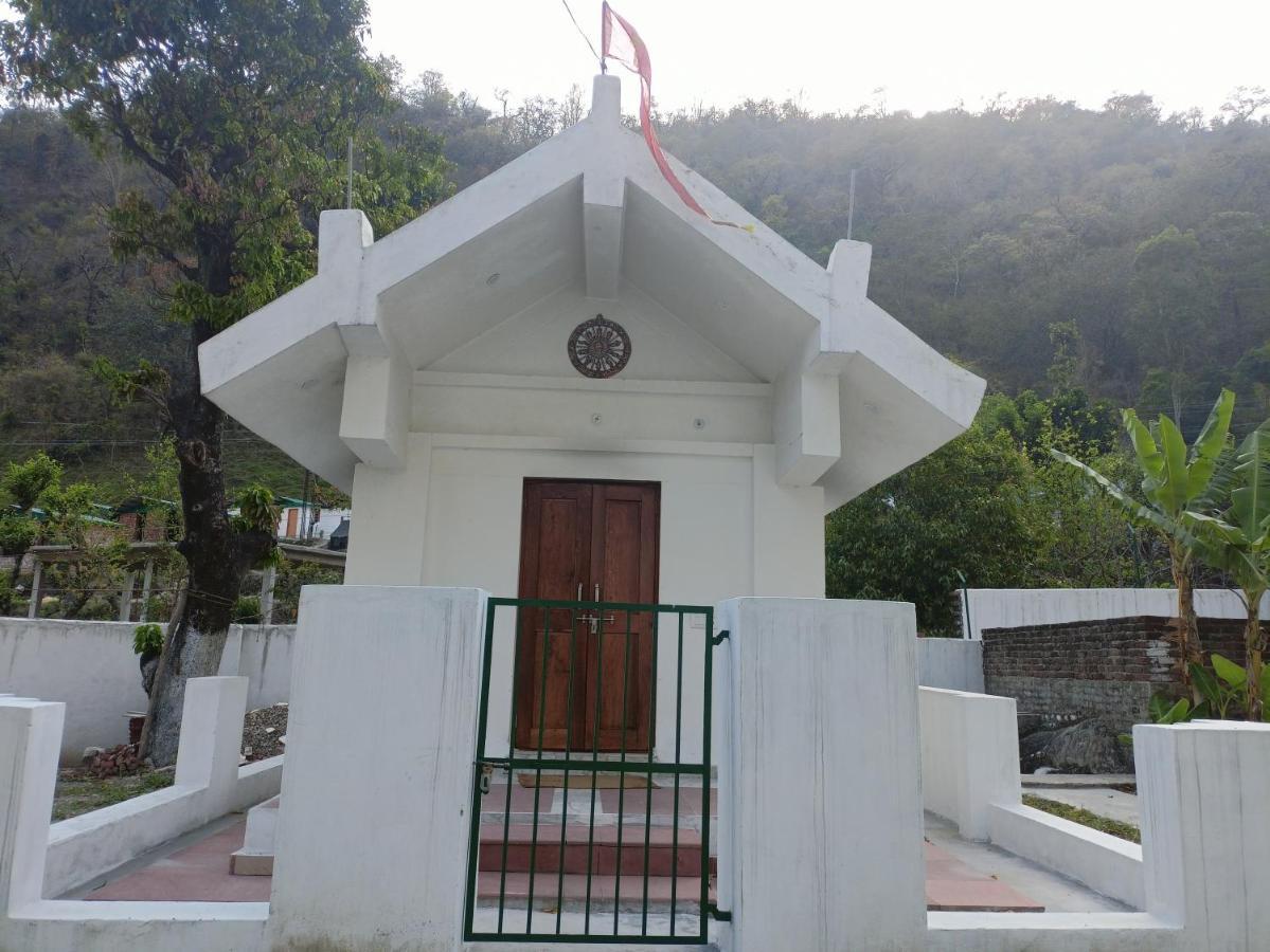 Swami Samarpan Ashram Bed & Breakfast Rishikesh Exterior photo