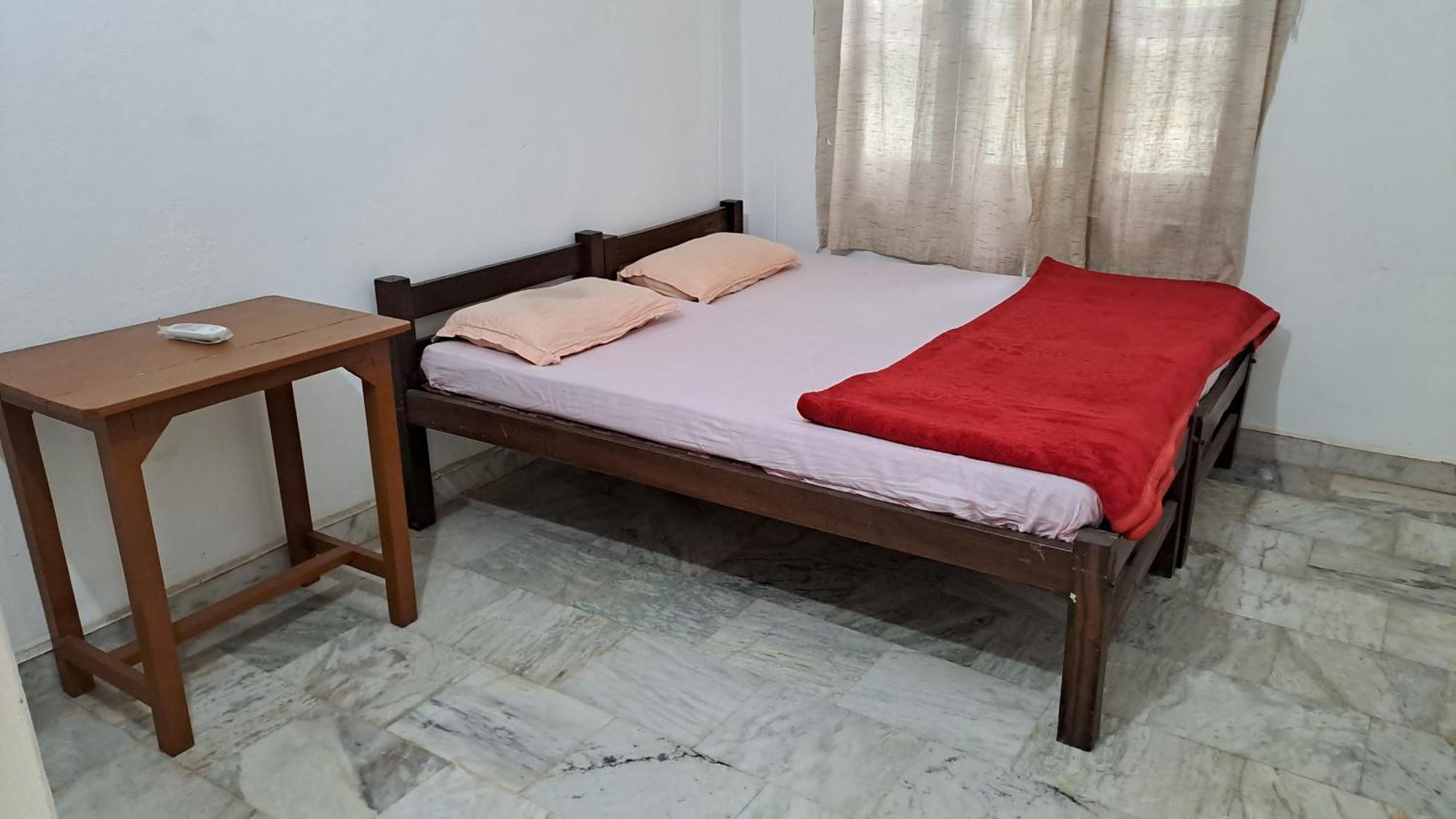 Swami Samarpan Ashram Bed & Breakfast Rishikesh Exterior photo