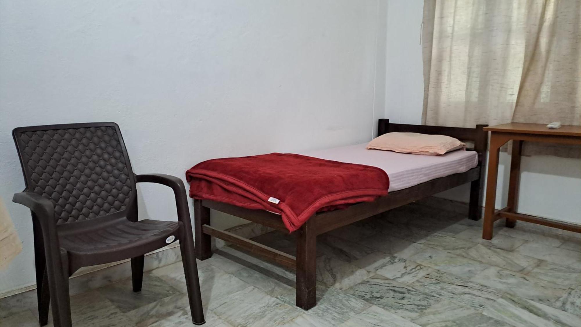 Swami Samarpan Ashram Bed & Breakfast Rishikesh Exterior photo